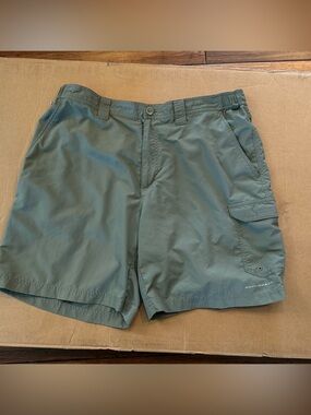 Columbia Omni Shade PFG Shorts. Size 36